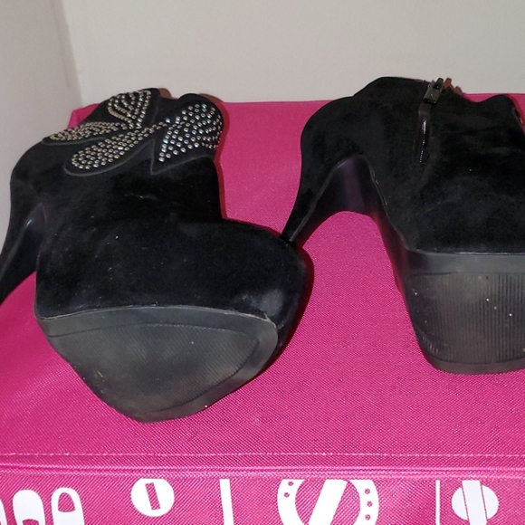 Embellushed Black Platform Booties - Picture 5 of 7